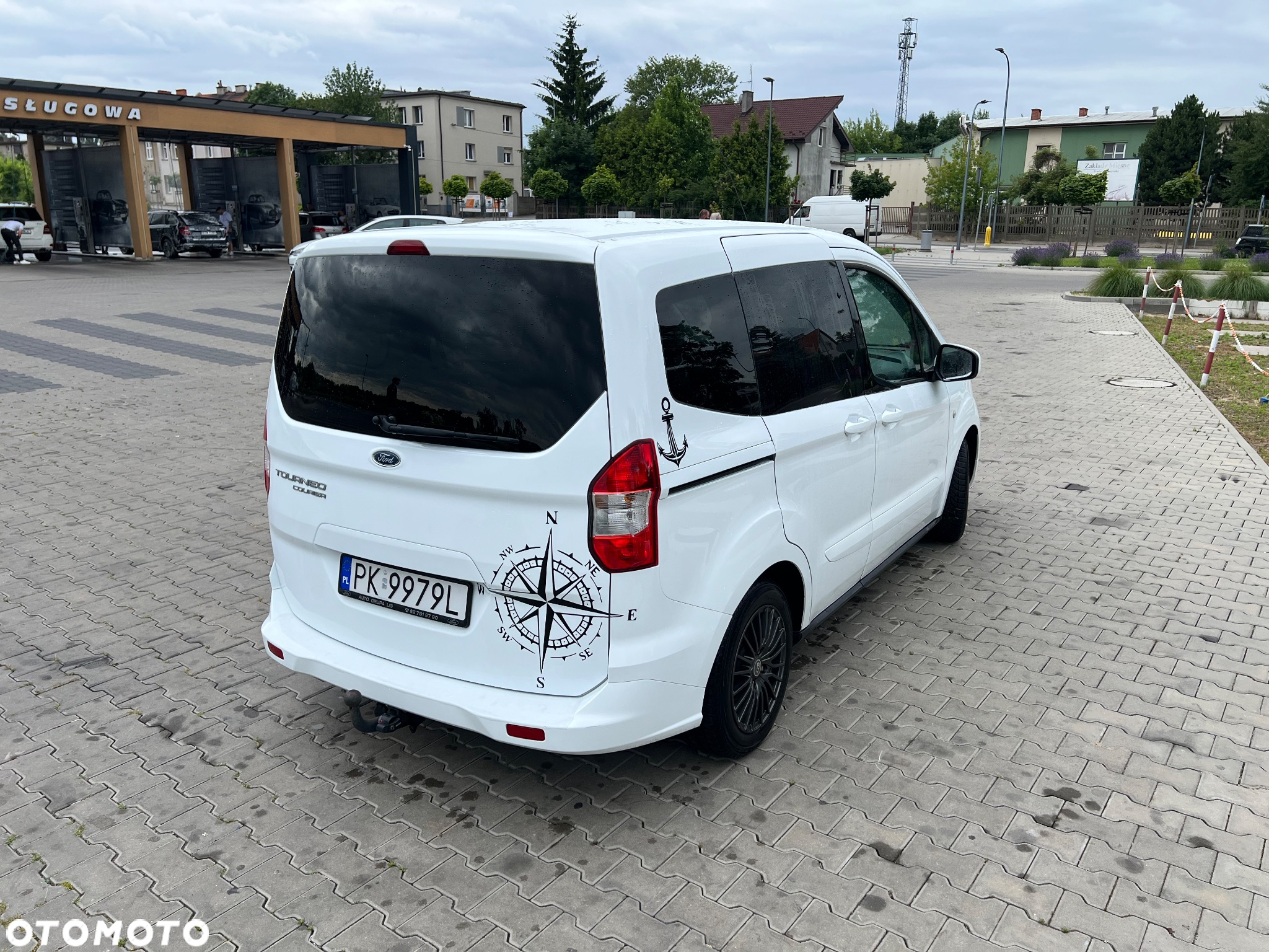 Ford Tourneo Courier 1.5 TDCi Trend - 4