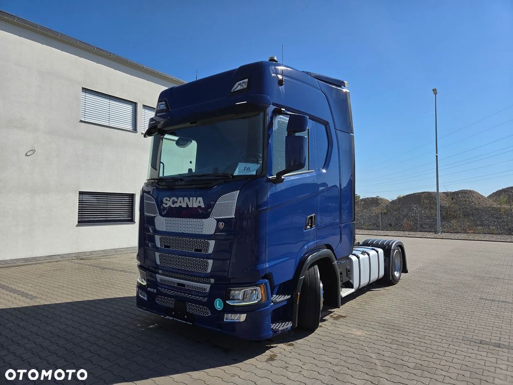 Scania S450/ 2022/ MEGA LOWDECK/ BAKI 1200L/ KLIMA POSTOJOWA/ FULL LEDY/ NOWEJ GENERACJI TACHO/ PO ZŁOTYM KONTRAKCIE - 11