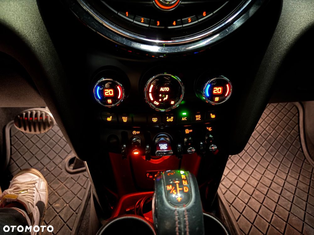 MINI John Cooper Works - 7