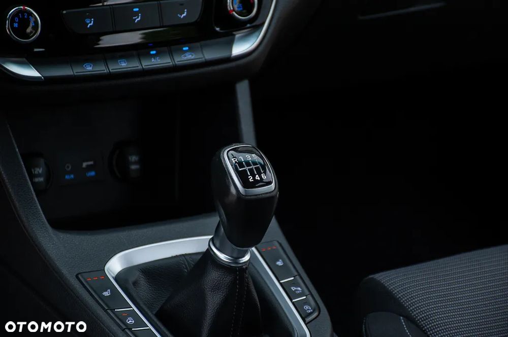 Hyundai i30 1.0 T-GDI Premium - 38