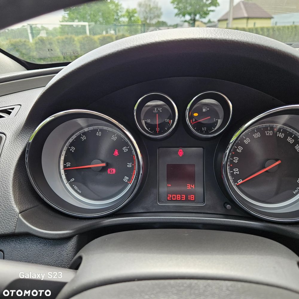 Opel Insignia 1.6 Design Edition - 34