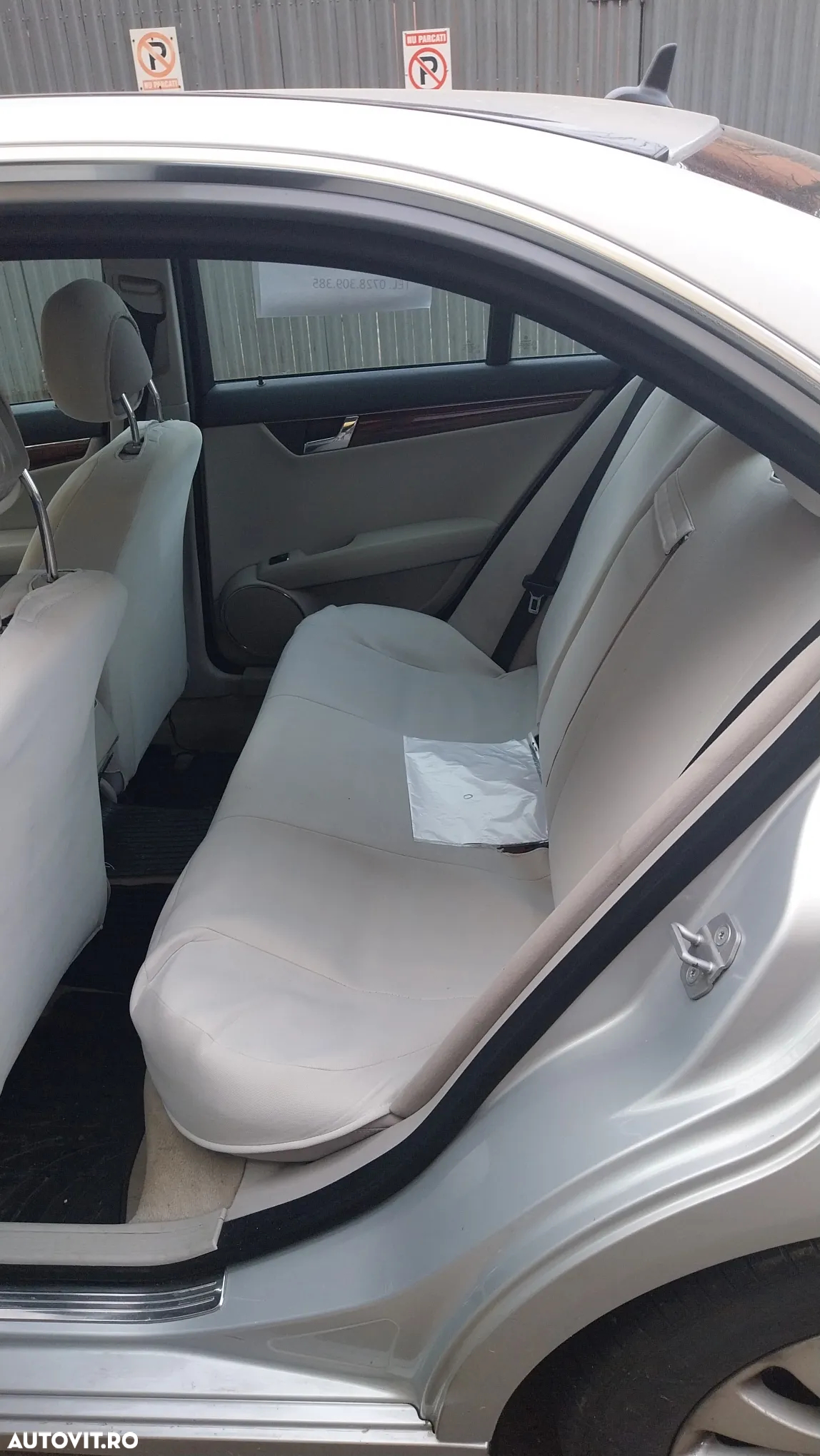 Mercedes-Benz C - 8