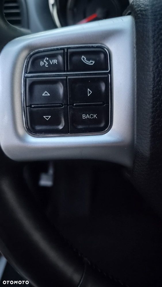 Dodge Grand Caravan - 27