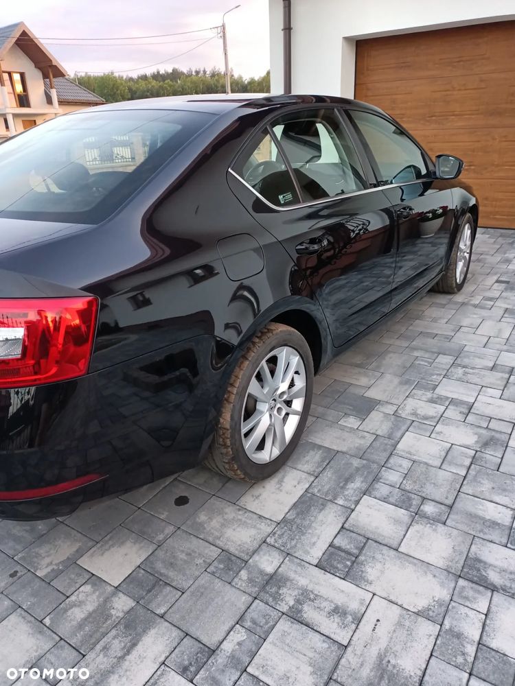 Skoda Octavia 2.0 TDI Style DSG - 5