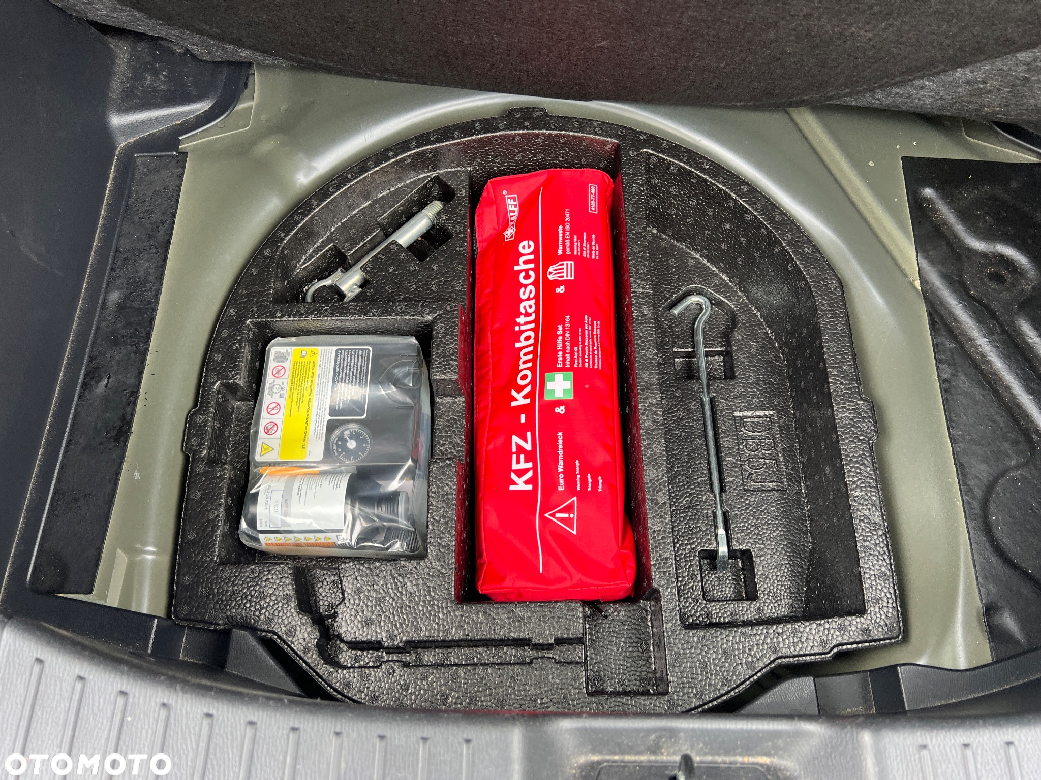 Mazda 2 SKYACTIV-G 90 Nakama - 31
