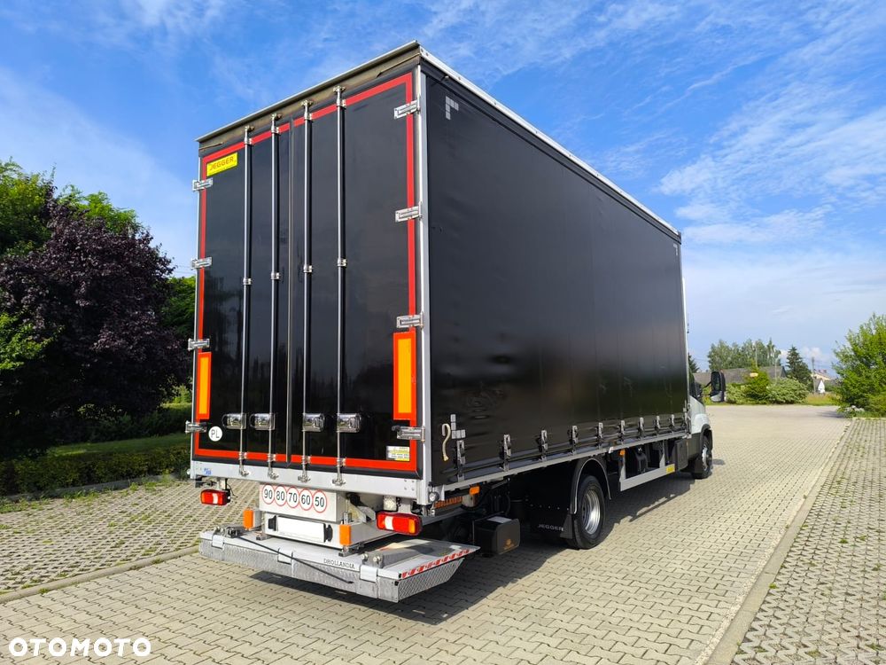 Iveco Daily 70C18 Sypialnia 2 Łóżka, WINDA!, 15 Palet, 2x Firana + Zsuwany Dach! - 5