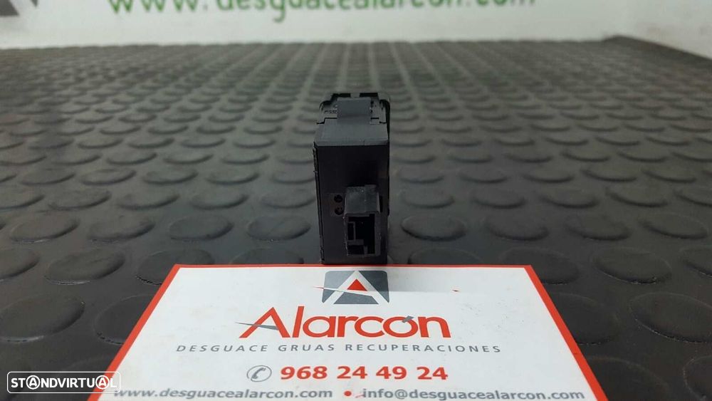 CONTROLE DE AJUSTE DE LUZES PEUGEOT 208 ALLURE - 3