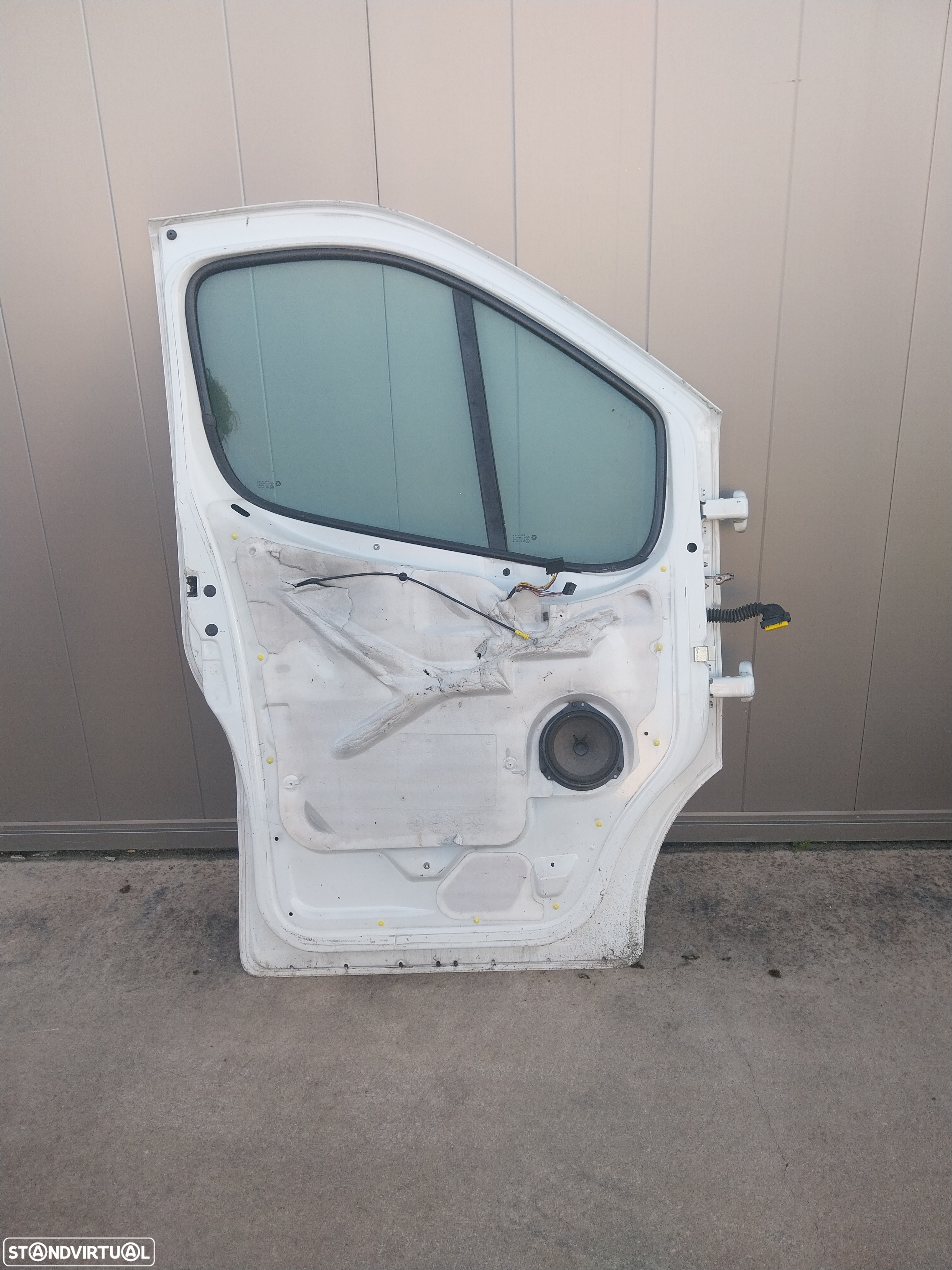 Porta Renault frente esquerda Trafic 2.0 dci ano 2011 - 2