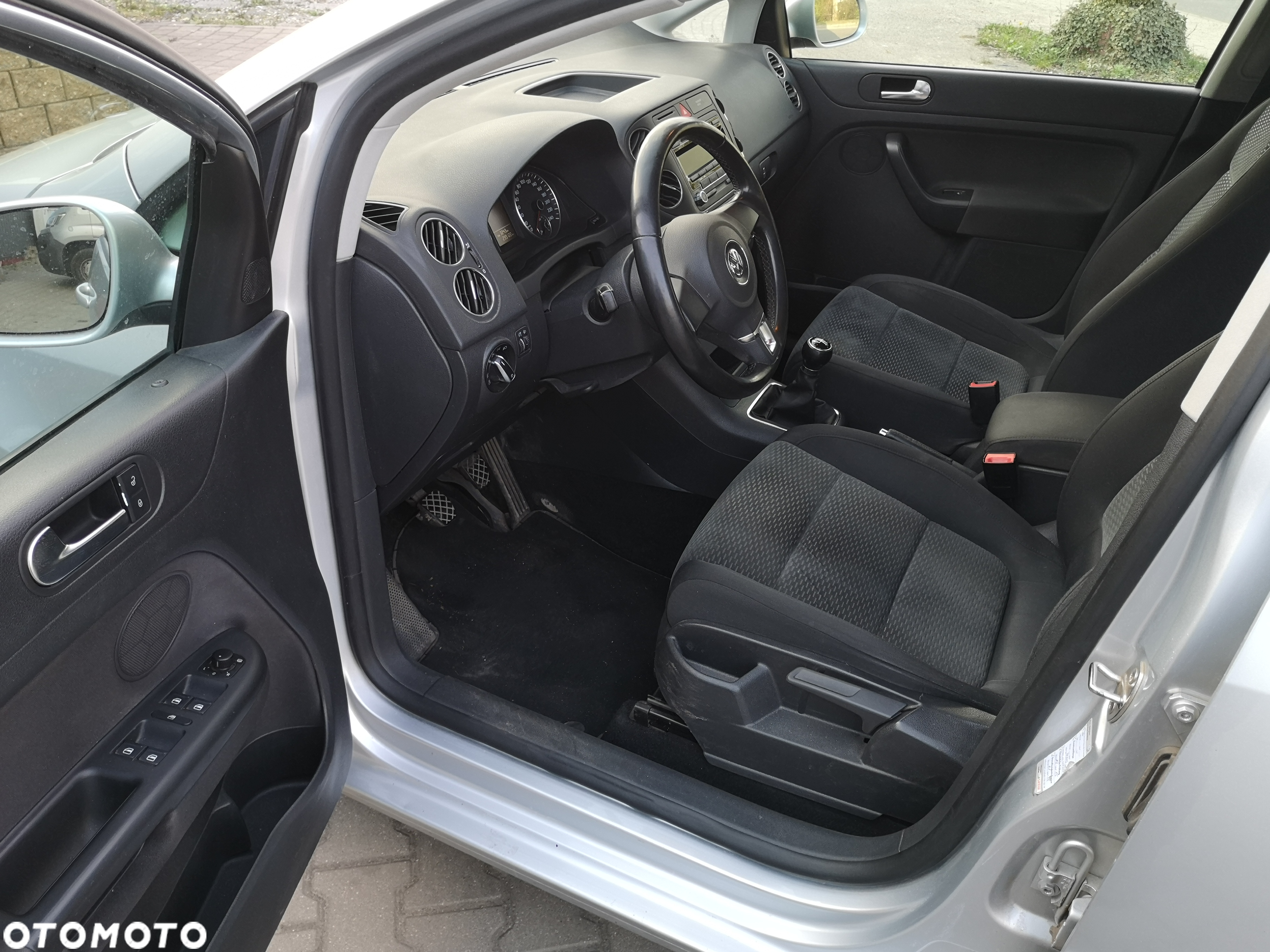 Volkswagen Golf Plus 2.0 TDI DPF Highline - 10