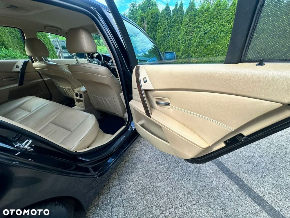 BMW Seria 5 - 16