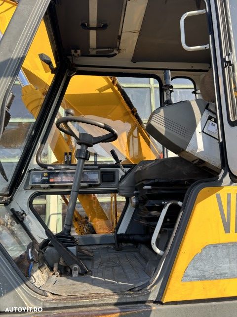 JCB JS150W - 9