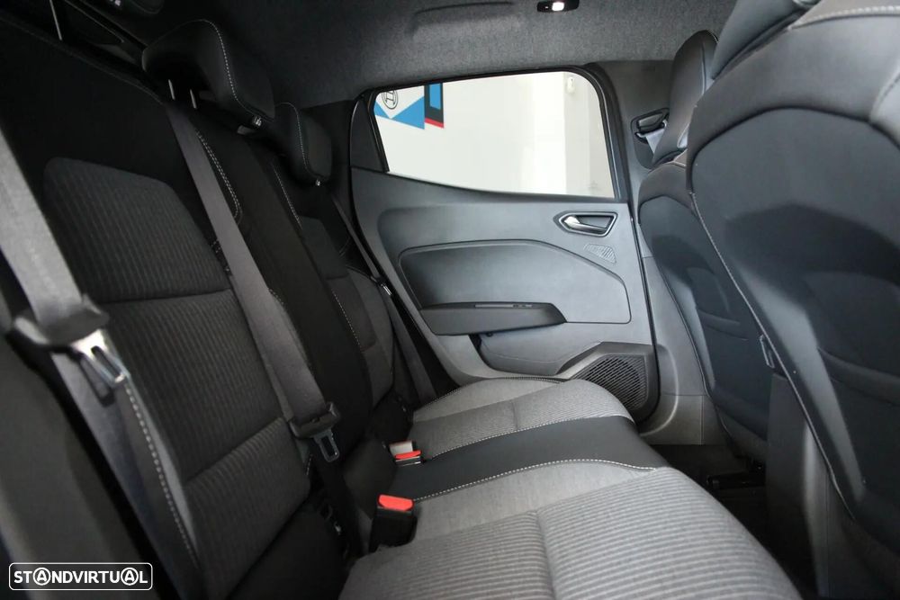 Renault Clio 1.0 TCe Techno Bi-Fuel - 21
