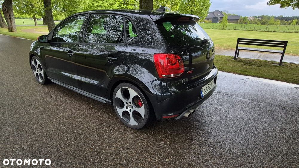 Volkswagen Polo 1.4 DSG GTI - 4