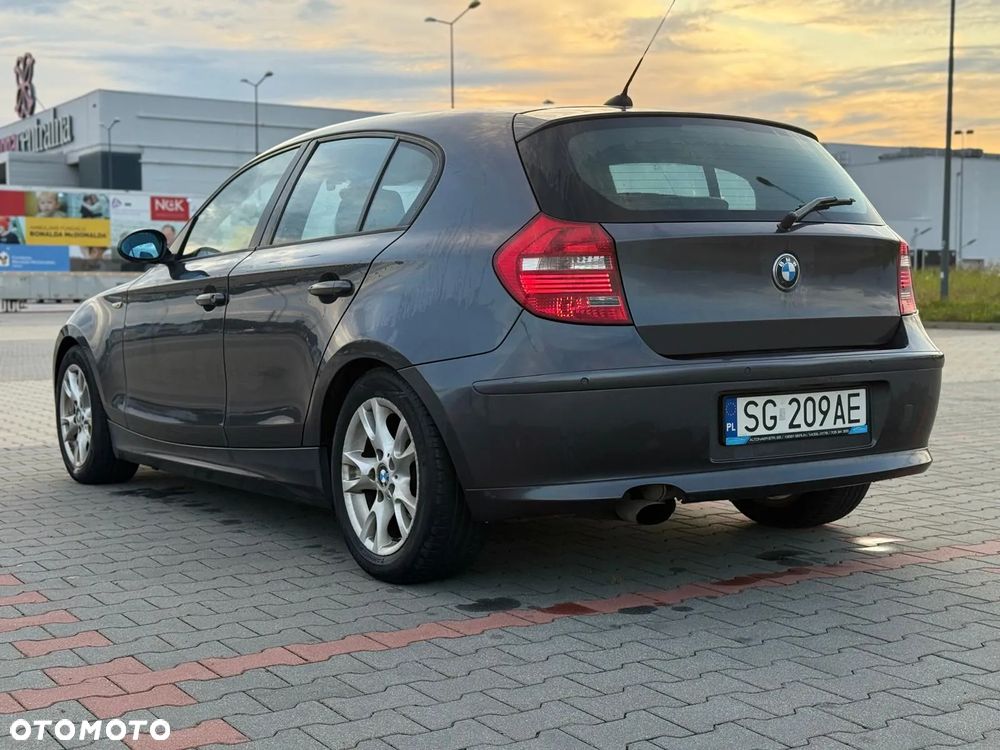 BMW Seria 1 118d - 2
