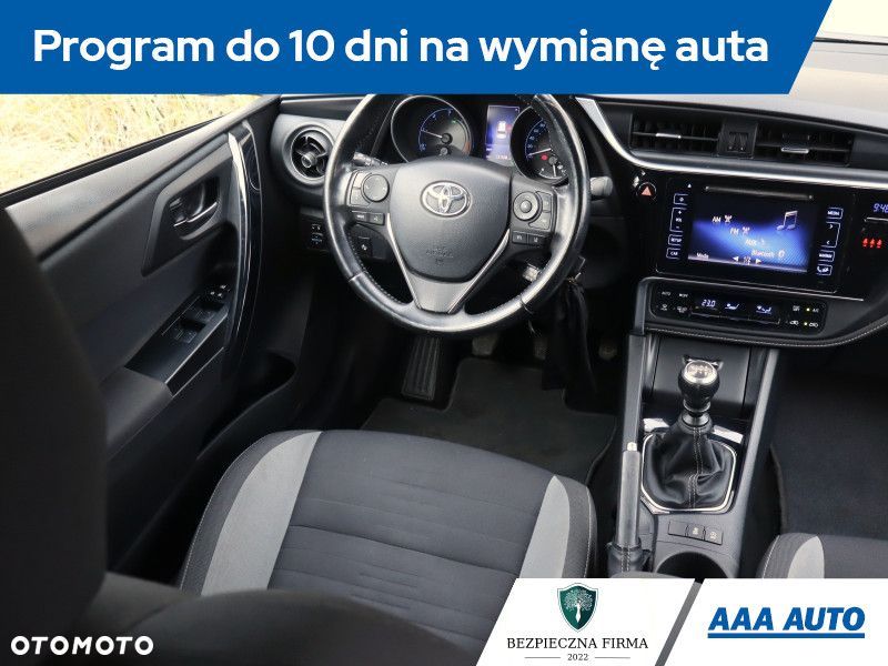 Toyota Auris - 9