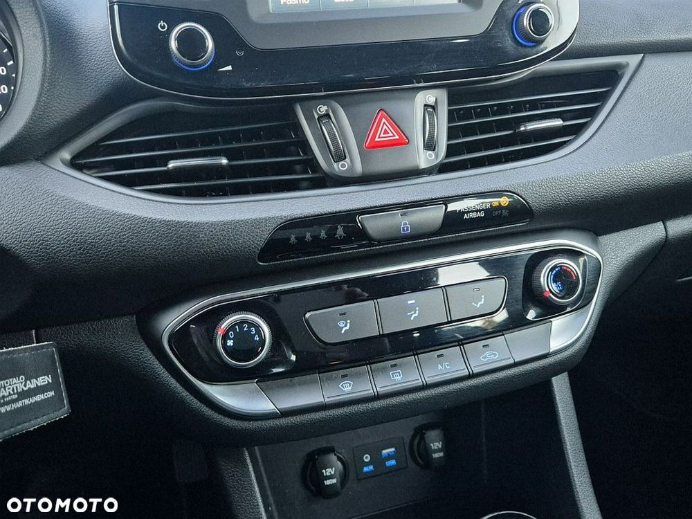 Hyundai i30 - 11
