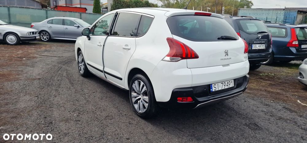 Peugeot 3008 HDi 115 Allure - 22