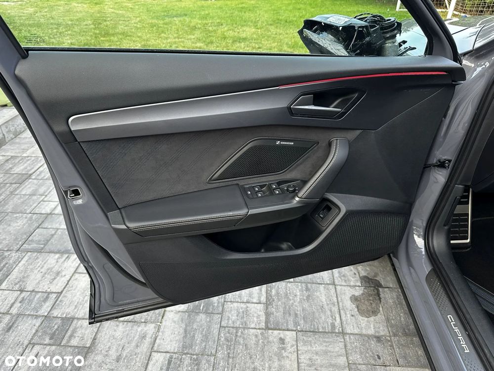 Cupra Formentor 1.5 eTSI DSG Tribe Edition - 14