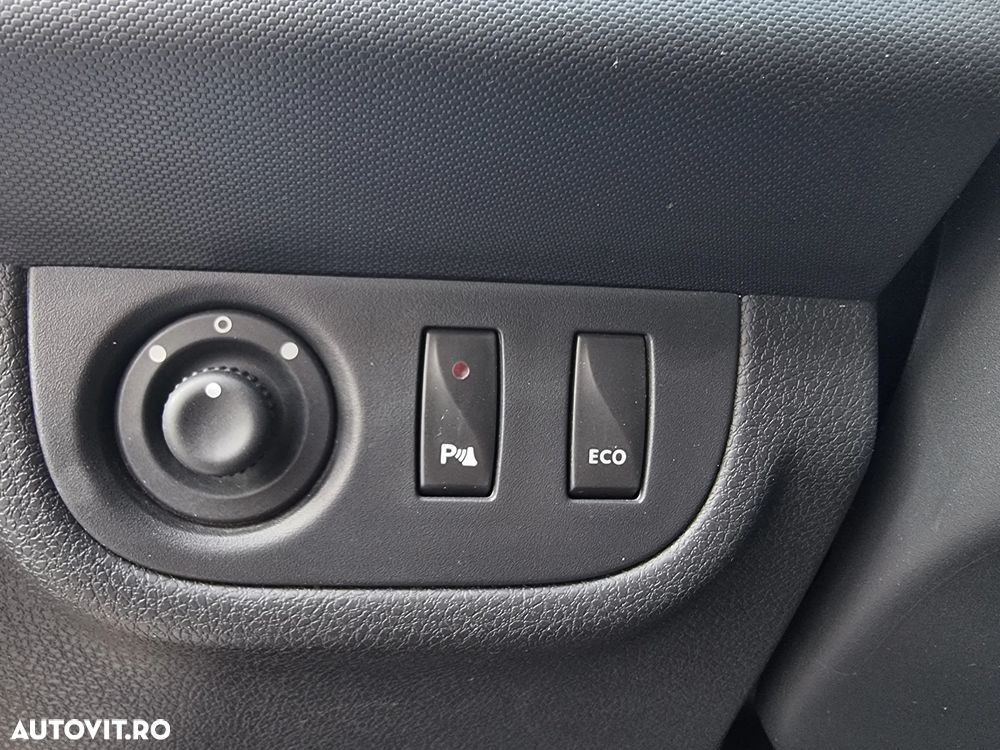 Dacia Logan 0.9 TCe 90 CP Laureate - 17