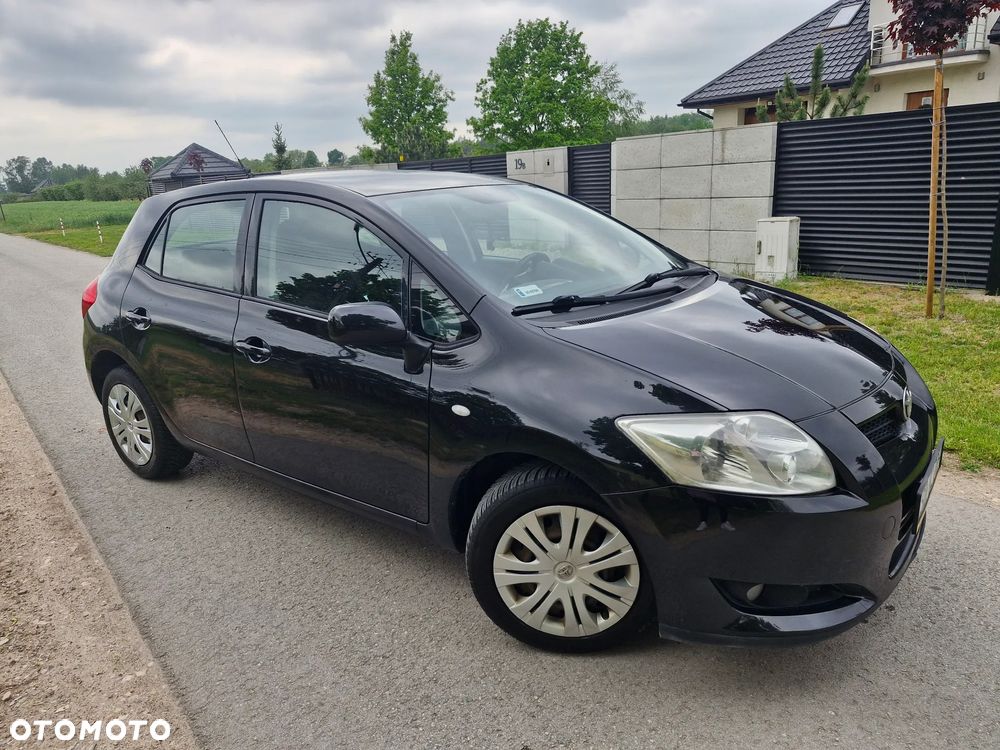 Toyota Auris 1.6 VVT-i Executive - 1