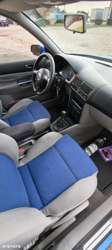 Volkswagen Golf - 13
