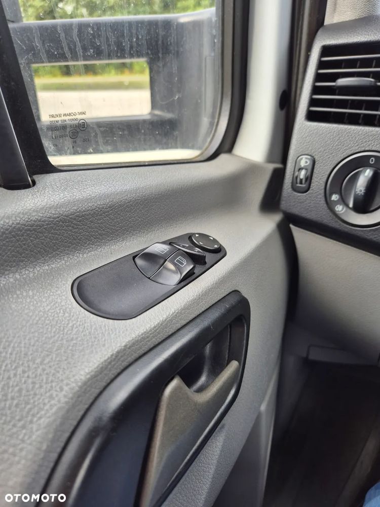 Mercedes-Benz Sprinter 319 BlueTEC 906.235 - 28