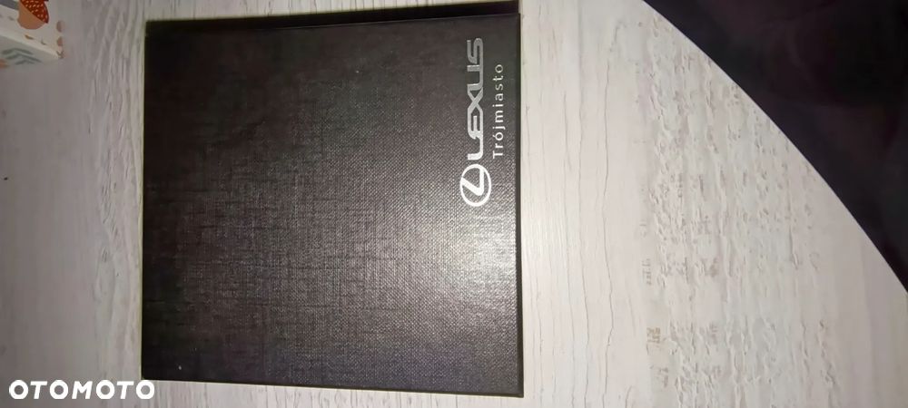 Lexus IS 200t F Sport - 12