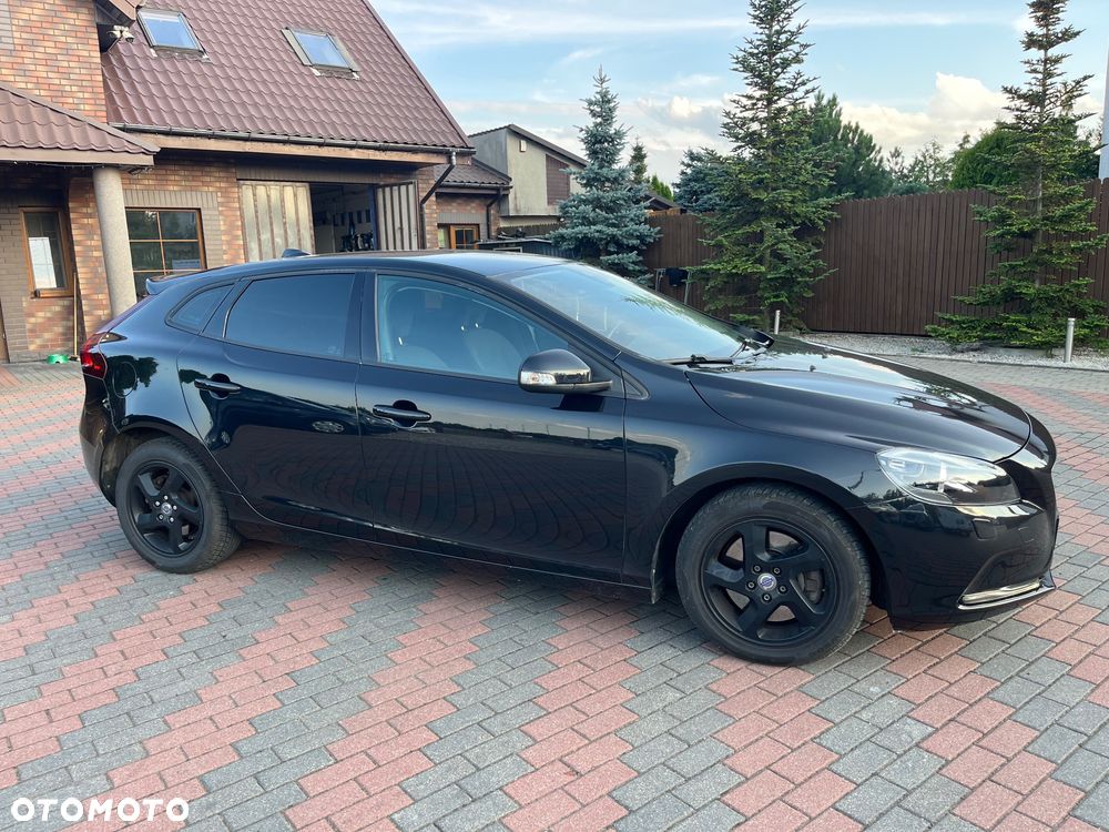 Volvo V40 D4 Momentum - 11