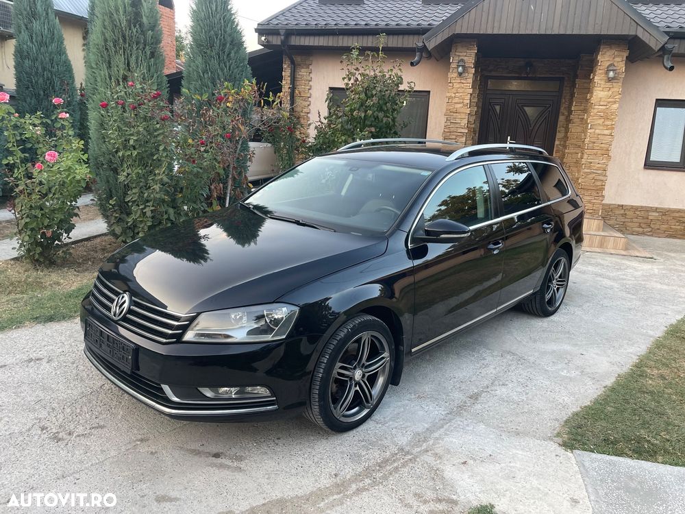 Volkswagen Passat - 1
