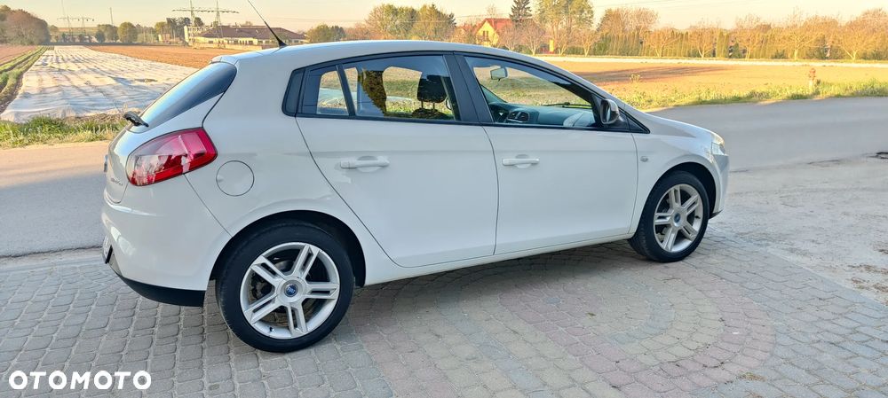 Fiat Bravo 1.4 16V Active - 12