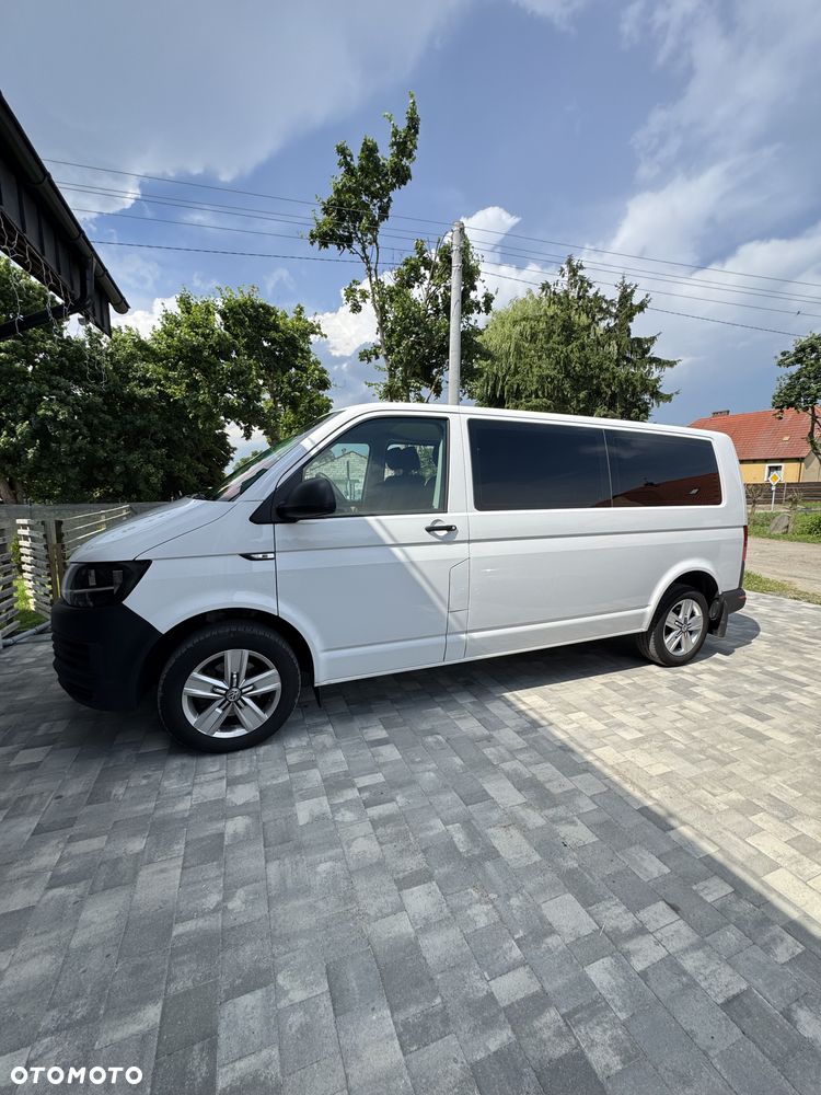 Volkswagen Transporter Kombi L2H1 DSG - 2