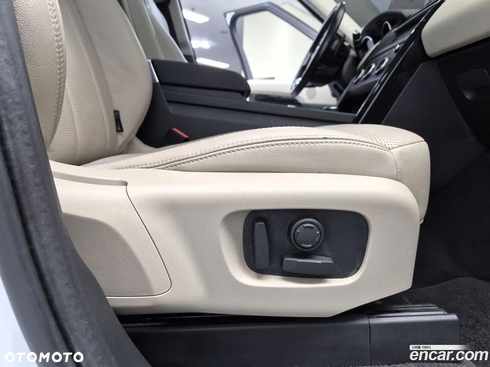Land Rover Discovery 2.0 Sd4 - 17