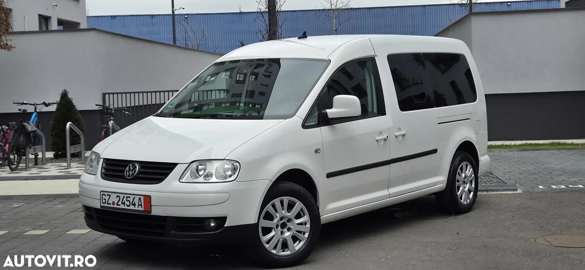 Volkswagen Caddy - 11