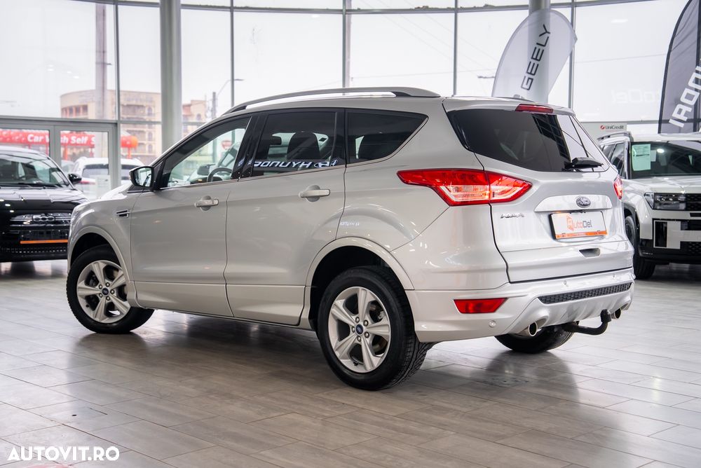 Ford Kuga 2.0 TDCi 4x4 Aut. Business Edition - 13