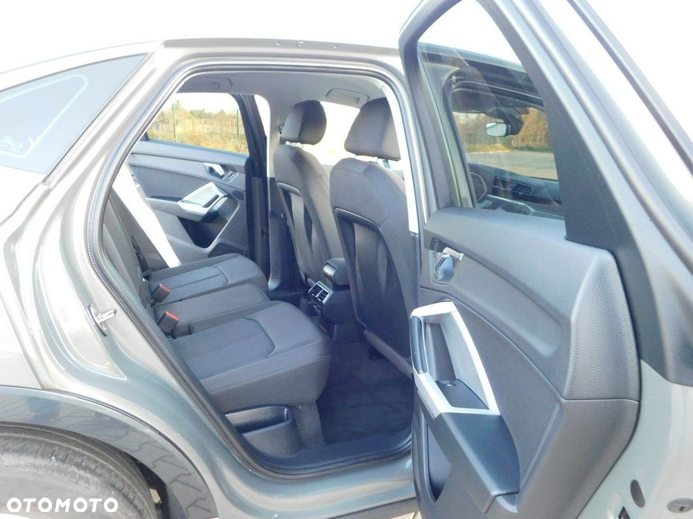 Audi Q3 Sportback 35 TFSI - 11