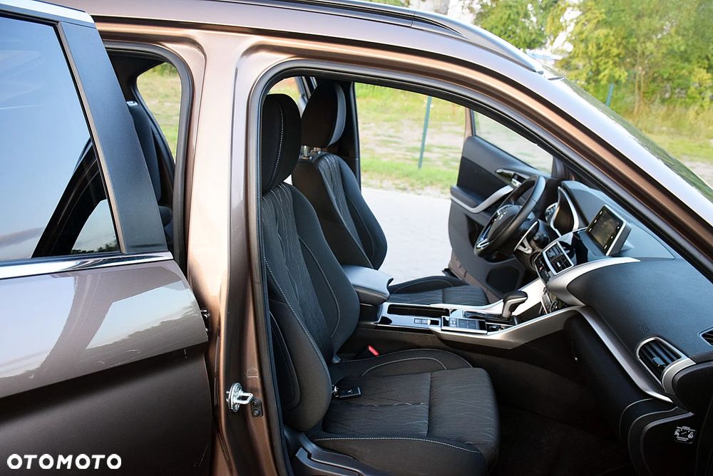 Mitsubishi Eclipse Cross 1.5 T-MIVEC (ClearTec) CVT 2WD Top - 23