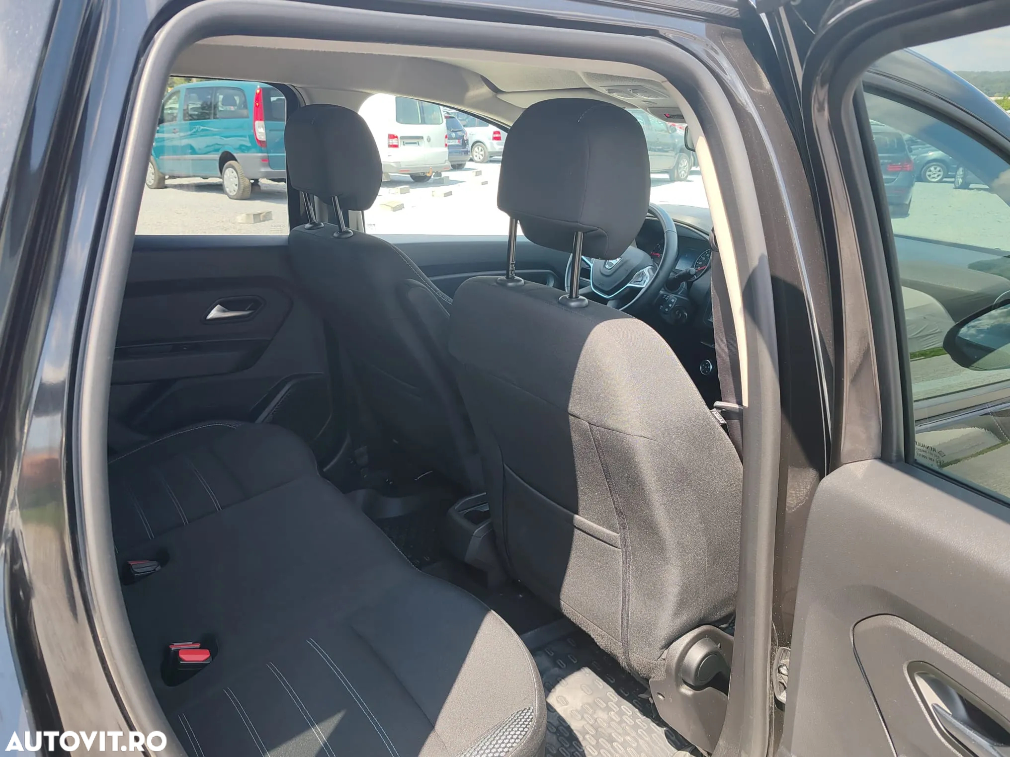 Dacia Duster 1.6 4x2 Ambiance - 14