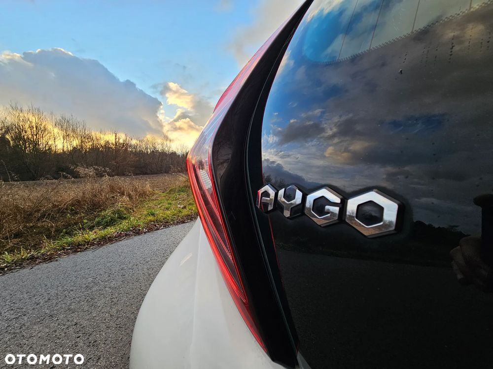 Toyota Aygo 1.0 VVT-i Black Edition - 6