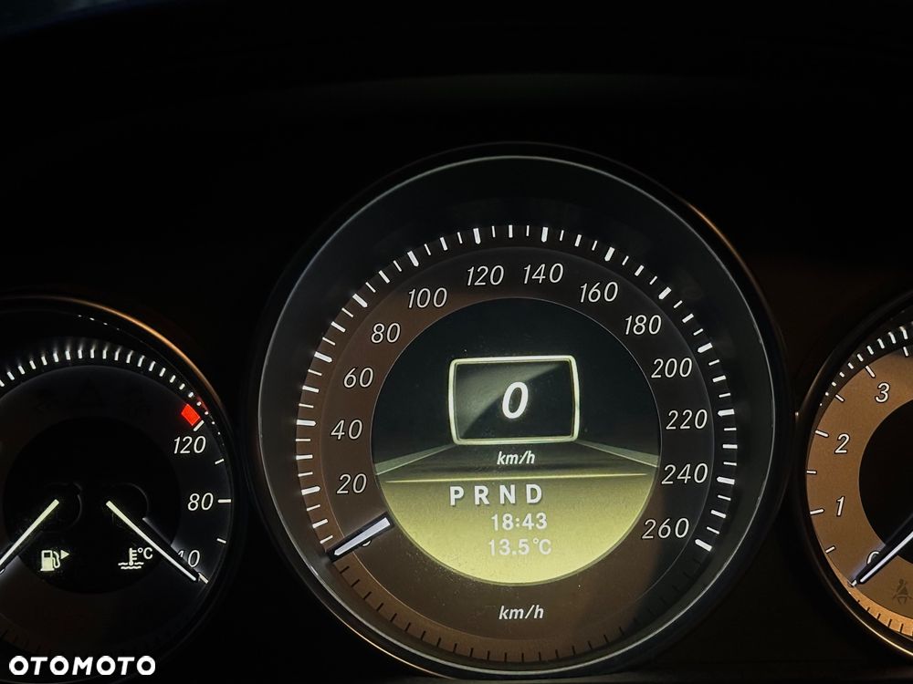 Mercedes-Benz Klasa C 180 BlueEFFICIENCY 7G-TRONIC - 6