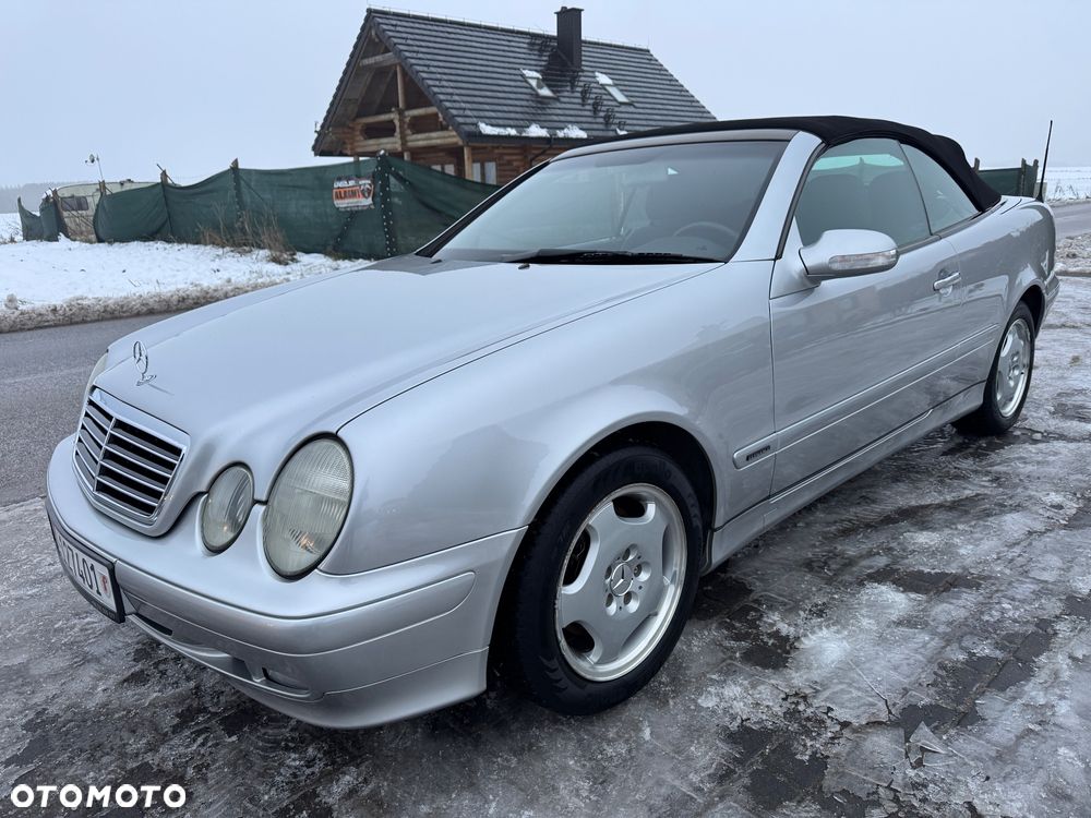 Mercedes-Benz CLK - 8