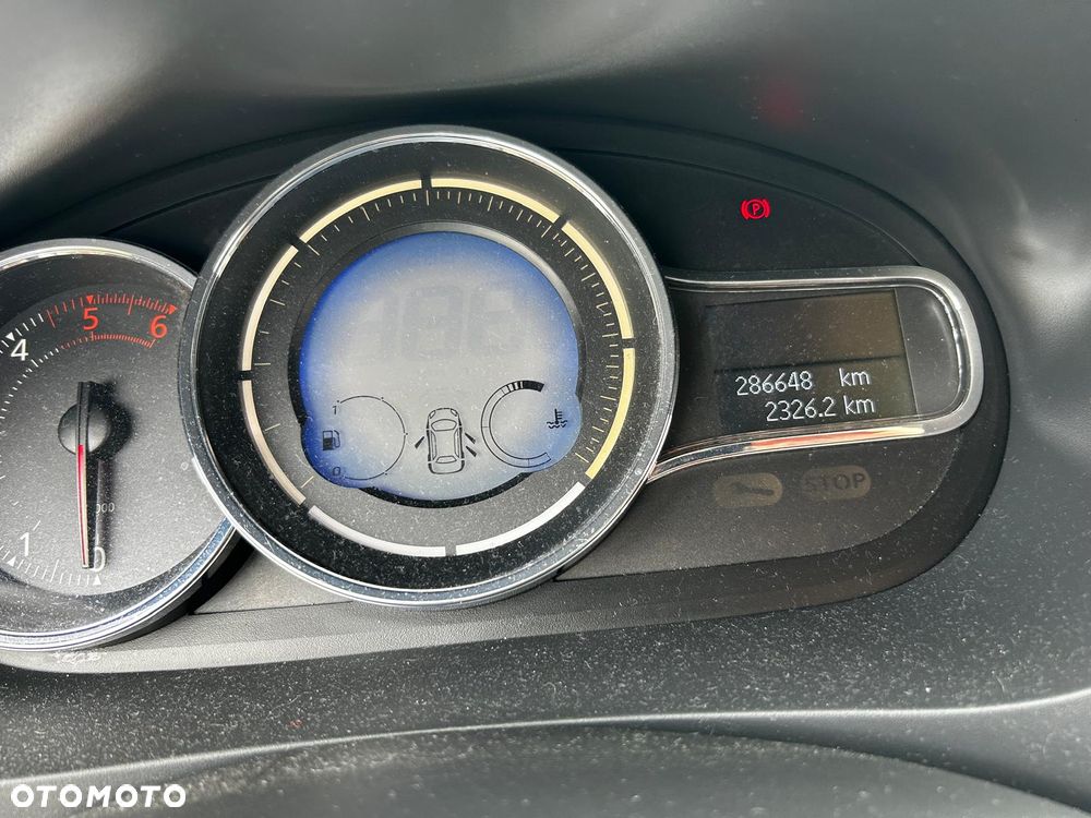 Renault Fluence - 8