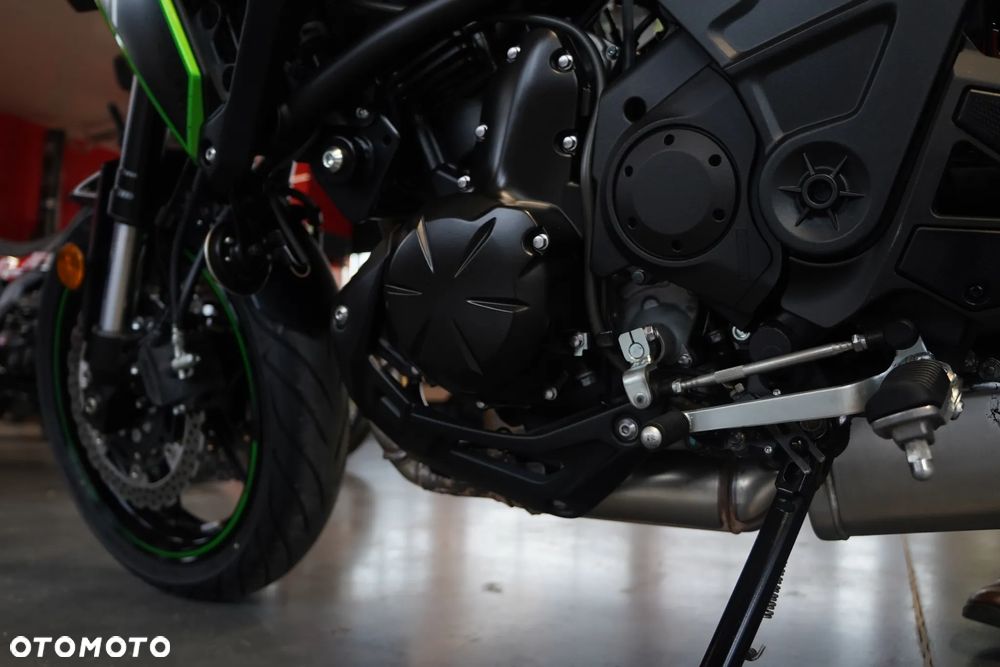 Kawasaki Versys 650 - 19