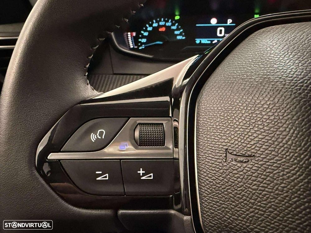 Peugeot e-208 50 kWh Allure Pack - 16