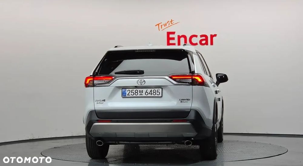 Toyota RAV4 - 4