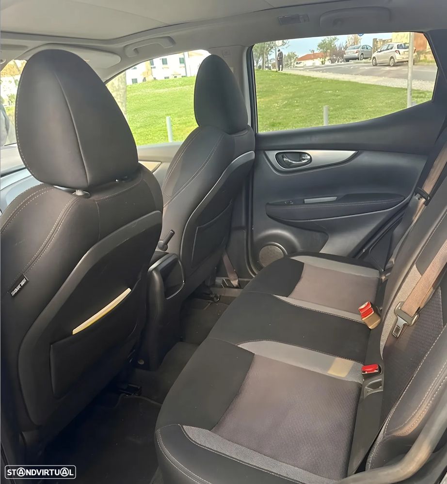 Nissan Qashqai 1.5 dCi N-Connecta - 7
