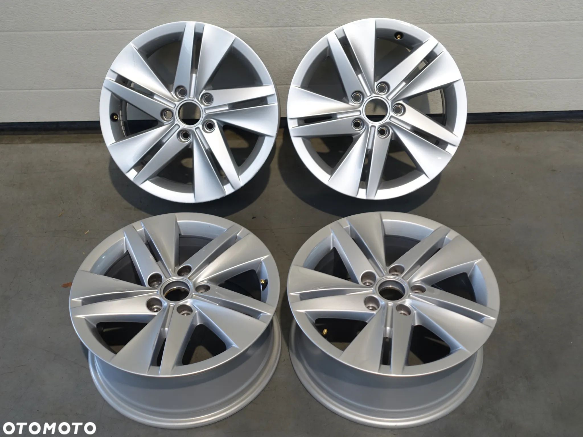 ALUFELGI ALU FELGI KOMPLET 16 VW GOLF VII 7 VIII 8 - 1