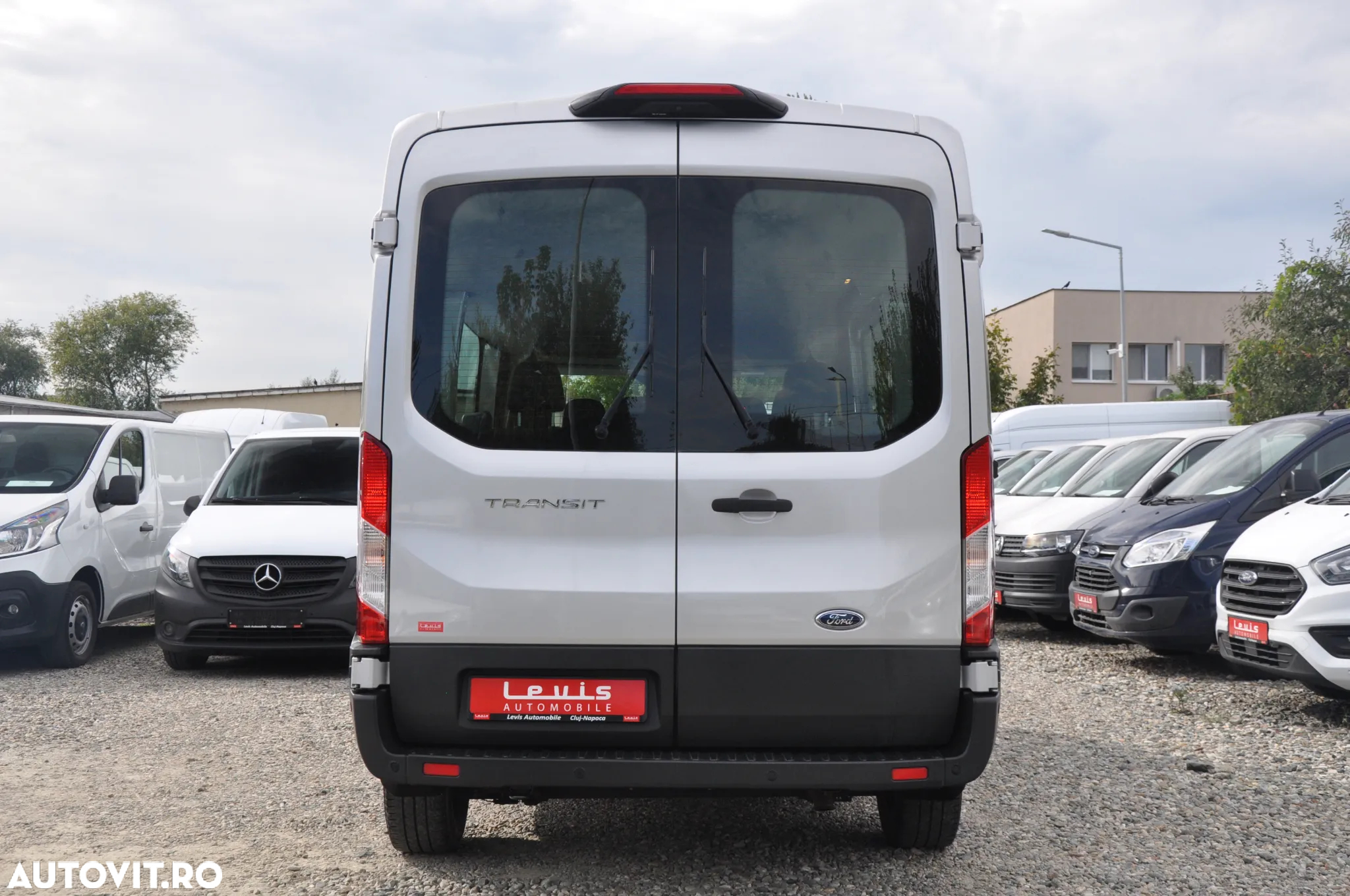 Ford Transit 330 2.0 TDCi L2H2 Furgon DCIV Trend Aut. - 5