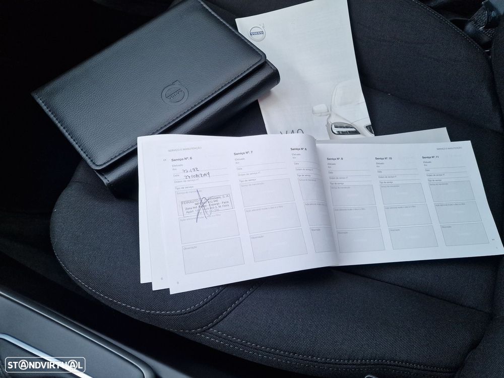 Volvo V40 Cross Country 2.0 D3 - 37