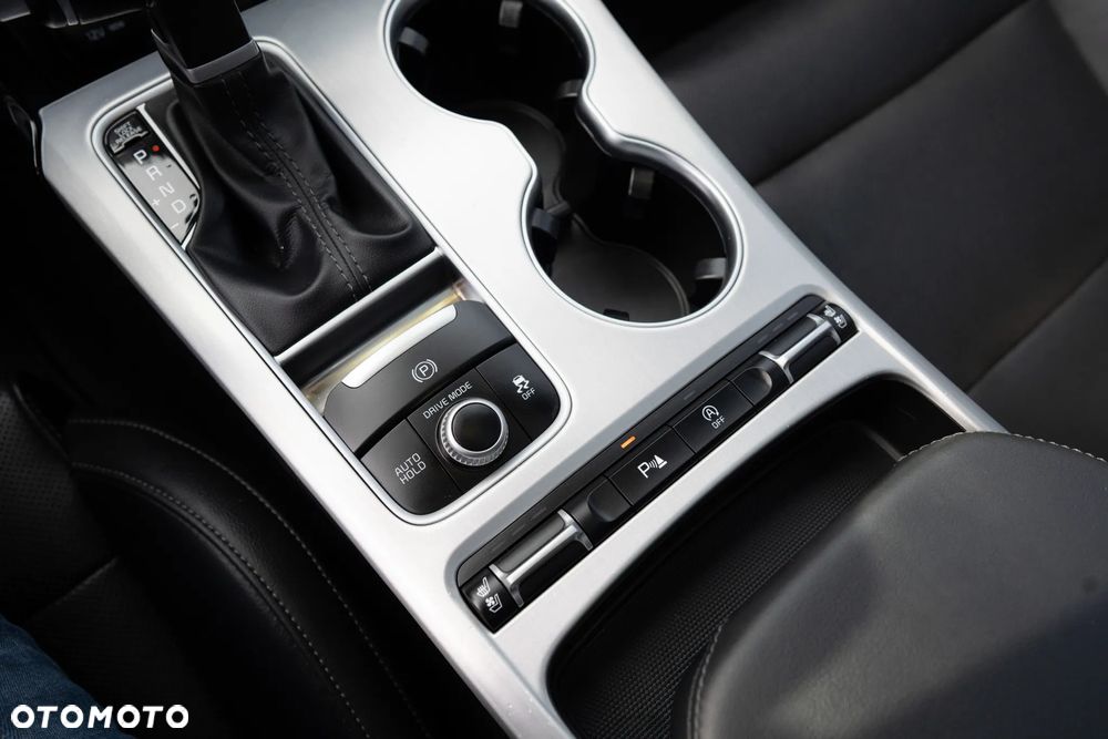 Kia Stinger - 18