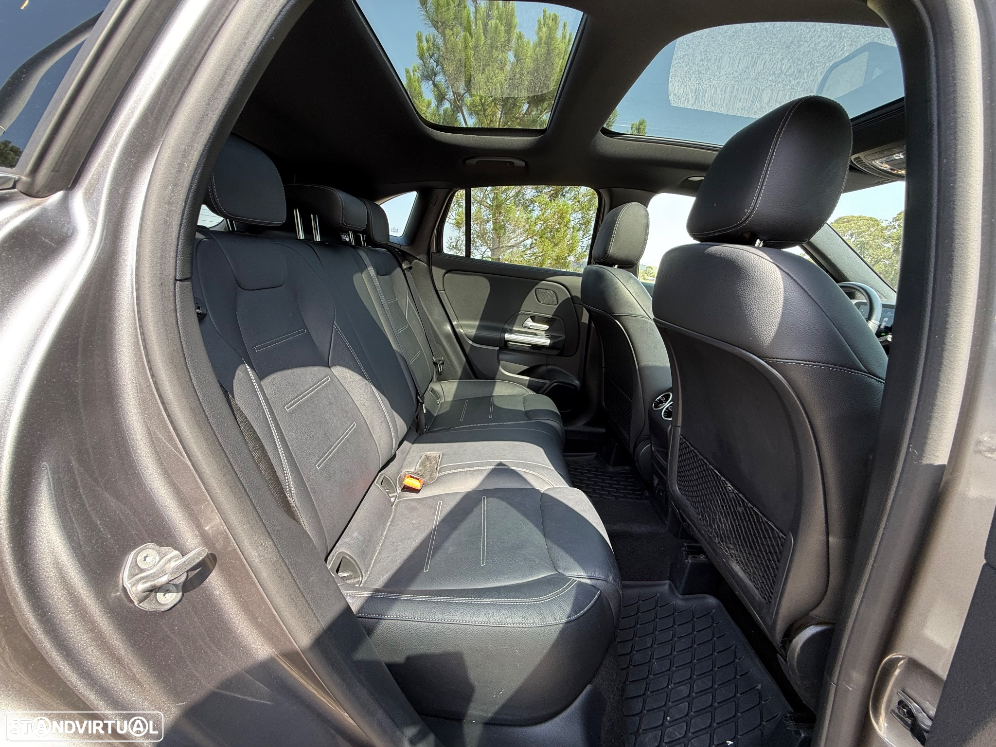 Mercedes-Benz GLA 250 e AMG Line - 10